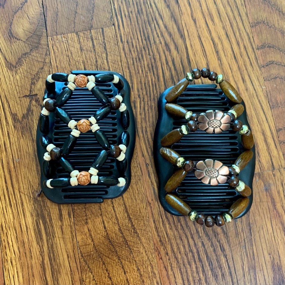2-piece Magic Comb Hair Clip (purchased in Hawaii)
